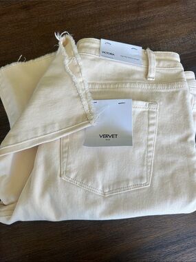 Vervet High-Rise Women’s Jeans in Cream
